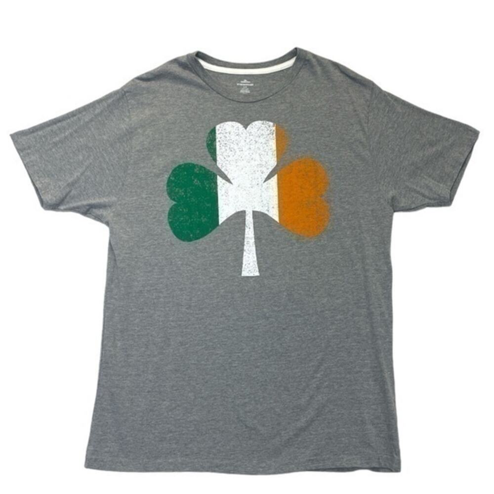 Ireland Clover graphic T-shirt short sleeve gray Men’s Large St Patrick’s Day